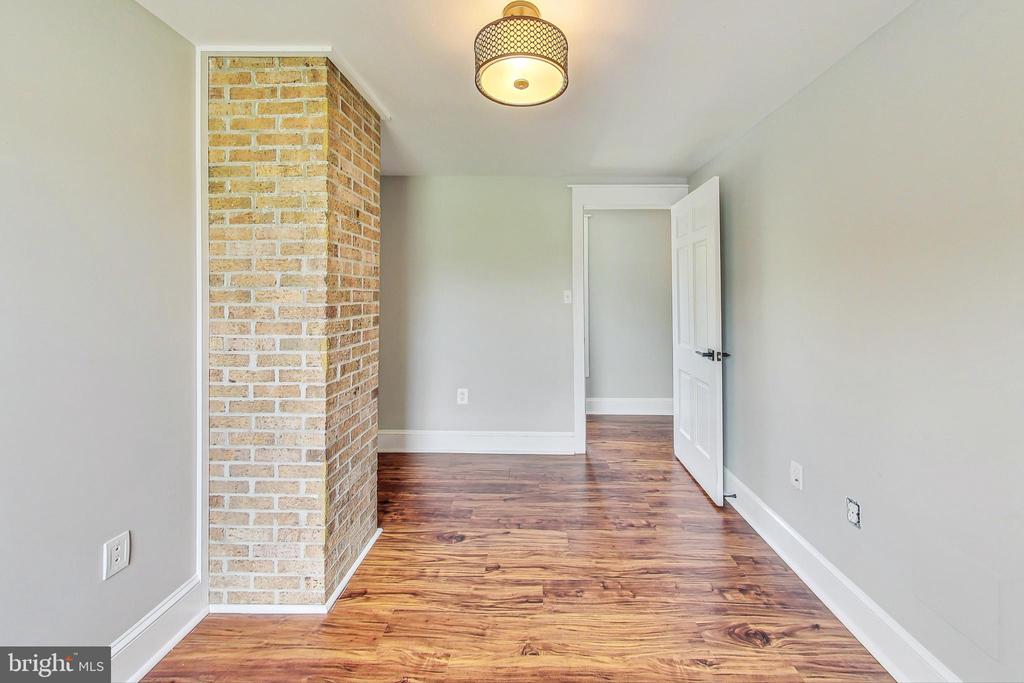 4250 Hunting Creek Rd