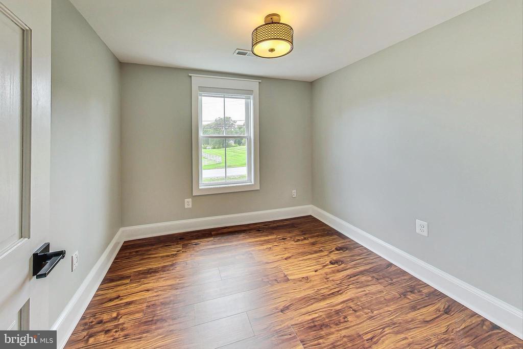 4250 Hunting Creek Rd