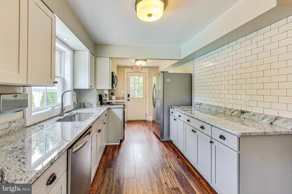 4250 Hunting Creek Rd