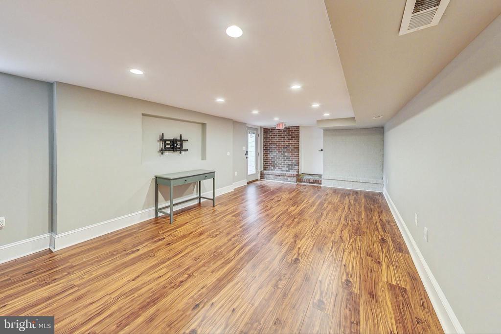 4250 Hunting Creek Rd