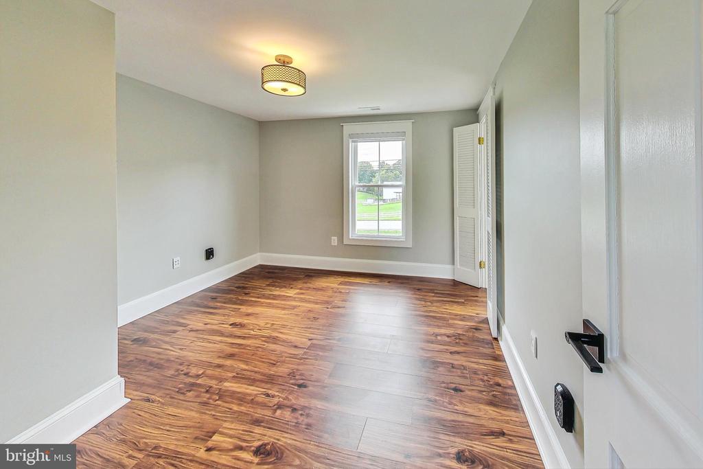 4250 Hunting Creek Rd