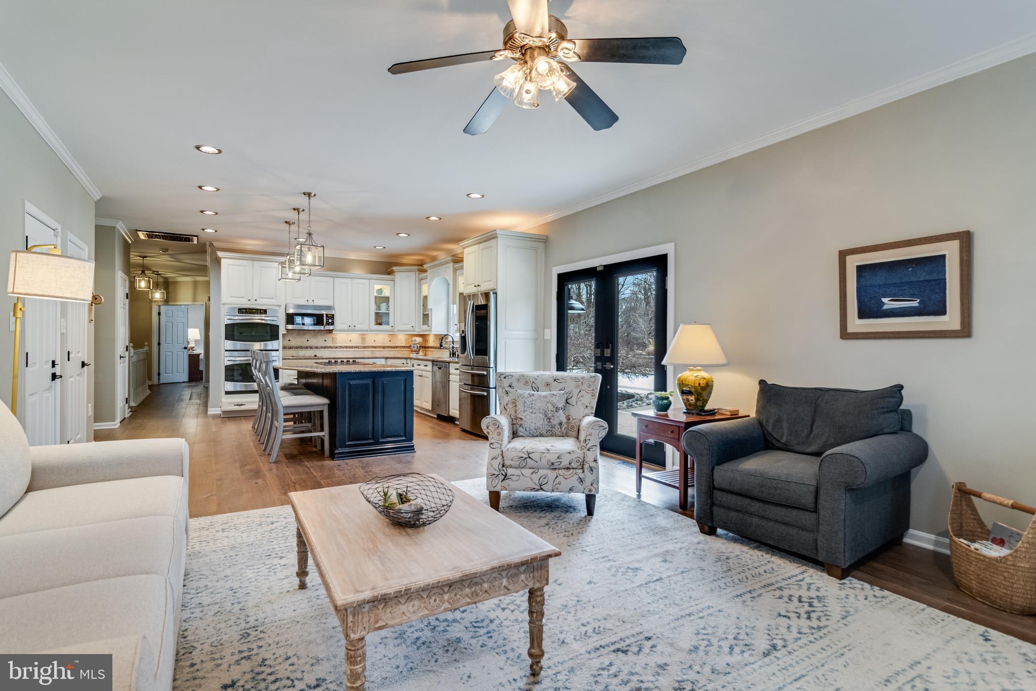 4045 WEEPING WILLOW LANE