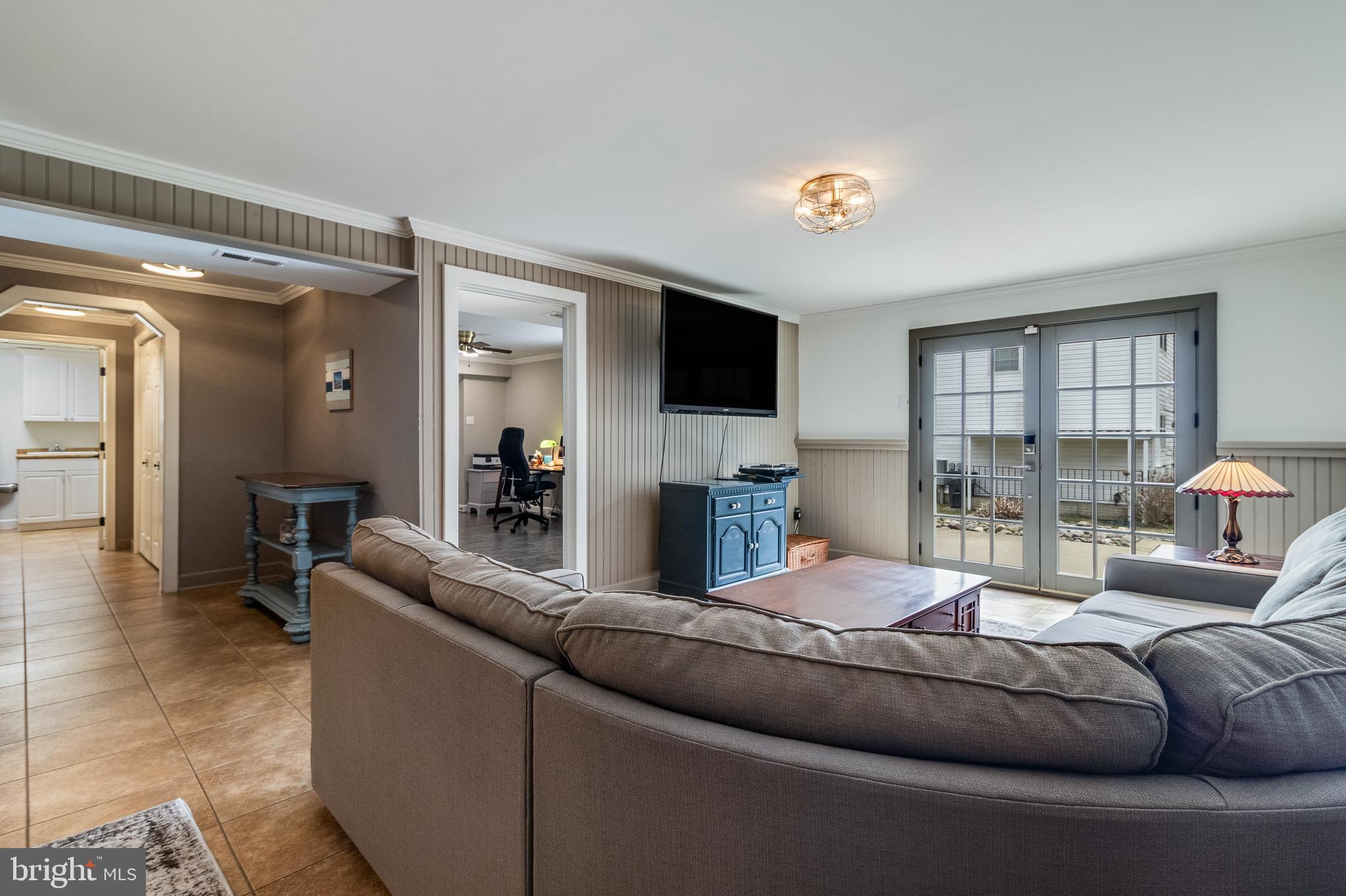 4045 WEEPING WILLOW LANE