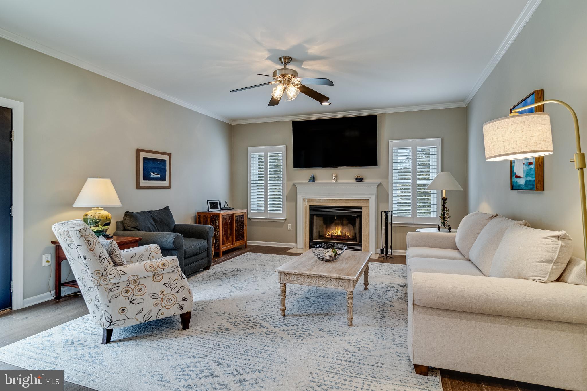 4045 WEEPING WILLOW LANE