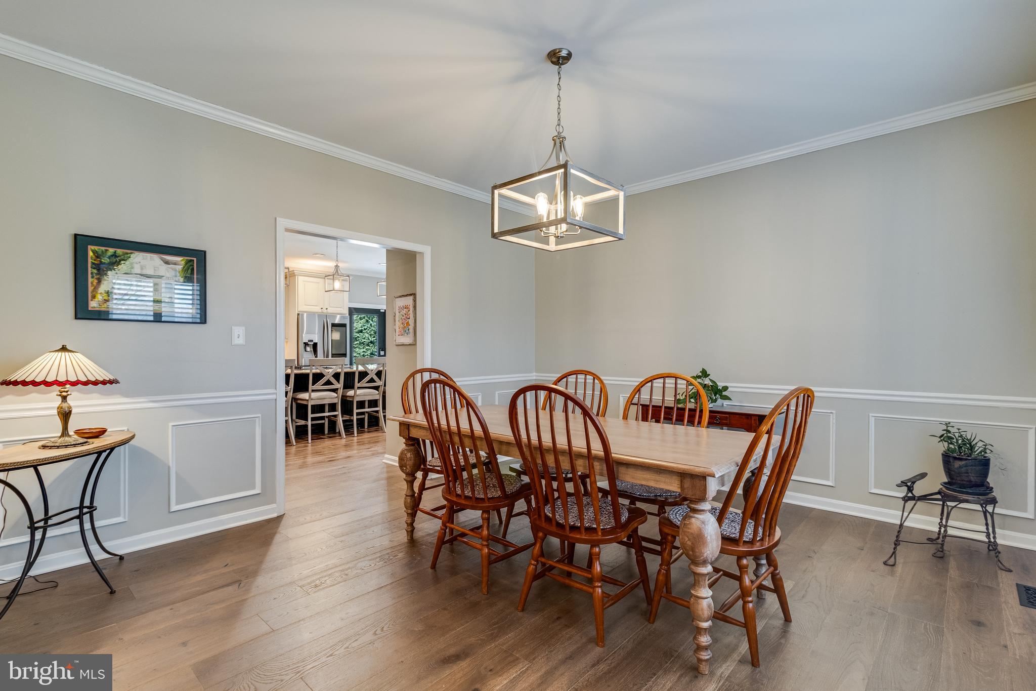 4045 WEEPING WILLOW LANE