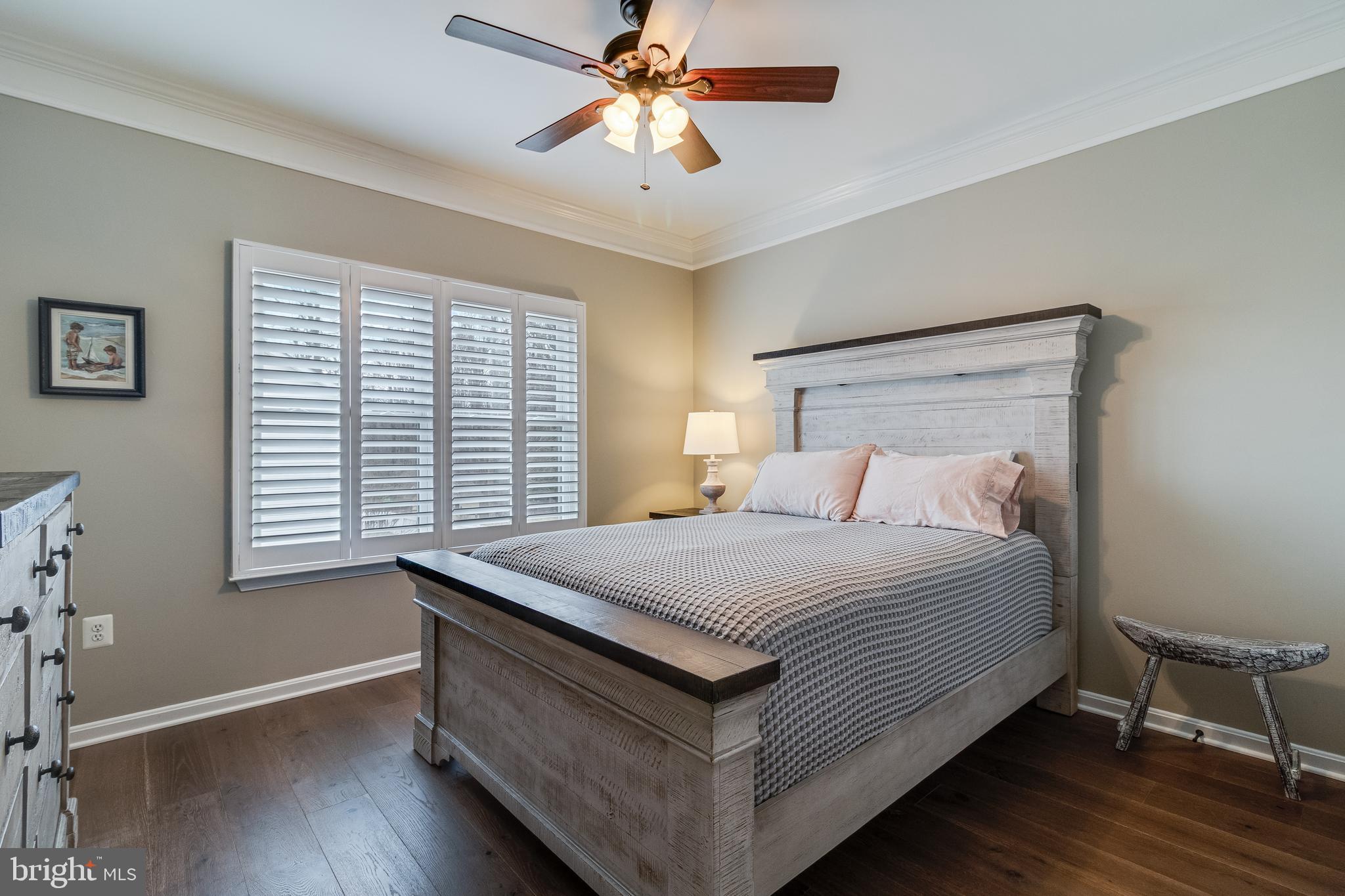 4045 WEEPING WILLOW LANE