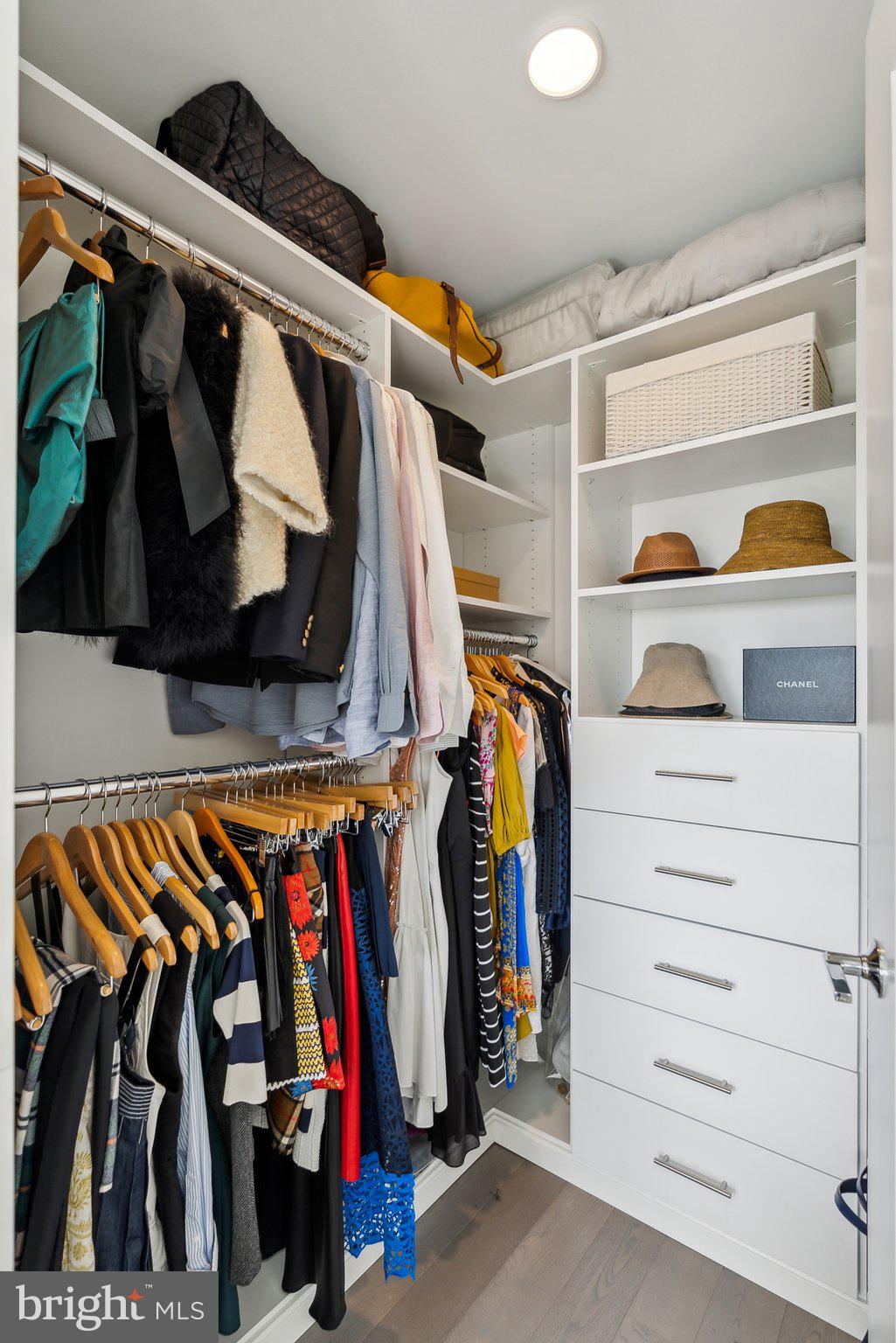 4960 FAIRMONT AVENUE 706