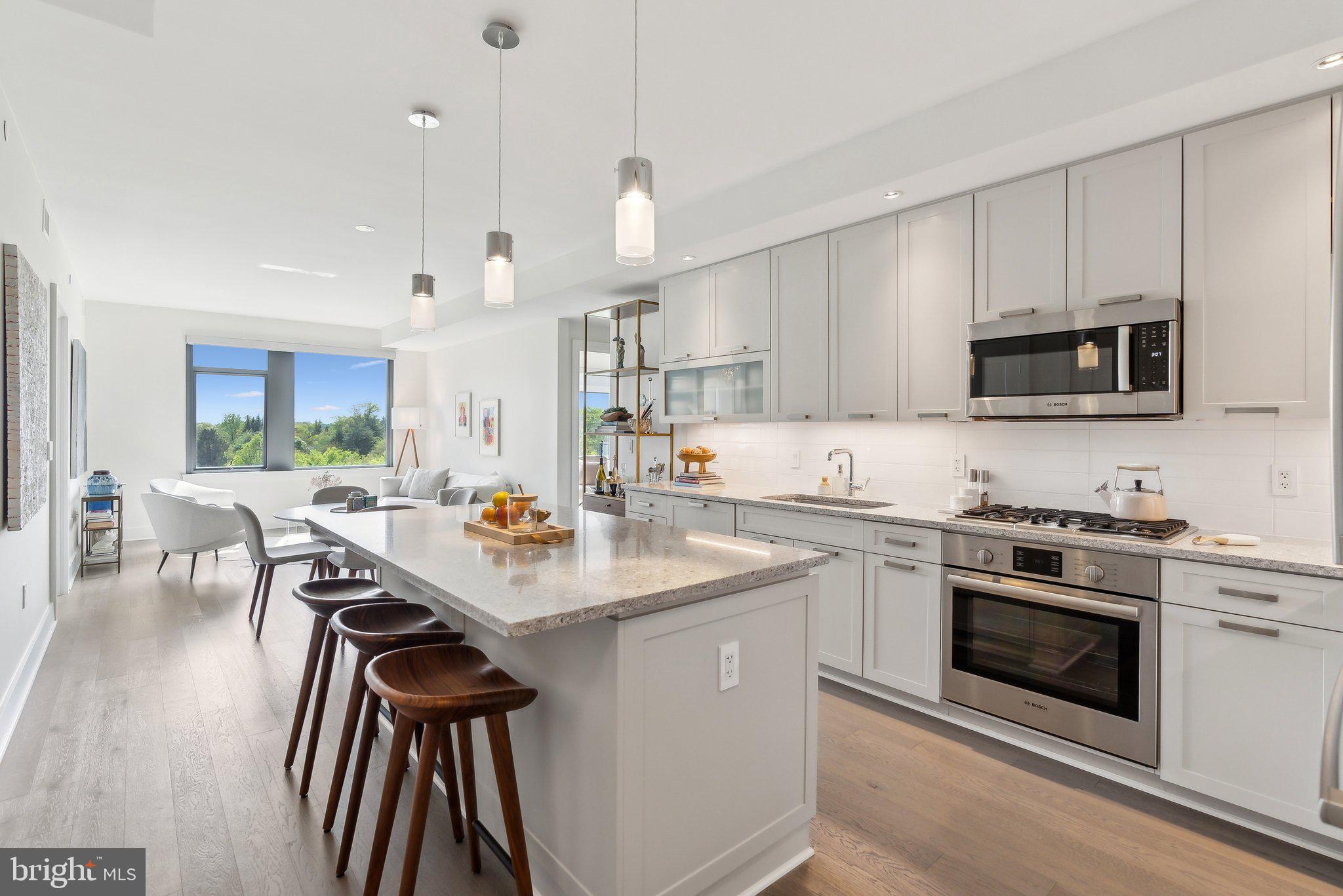 4960 FAIRMONT AVENUE 706