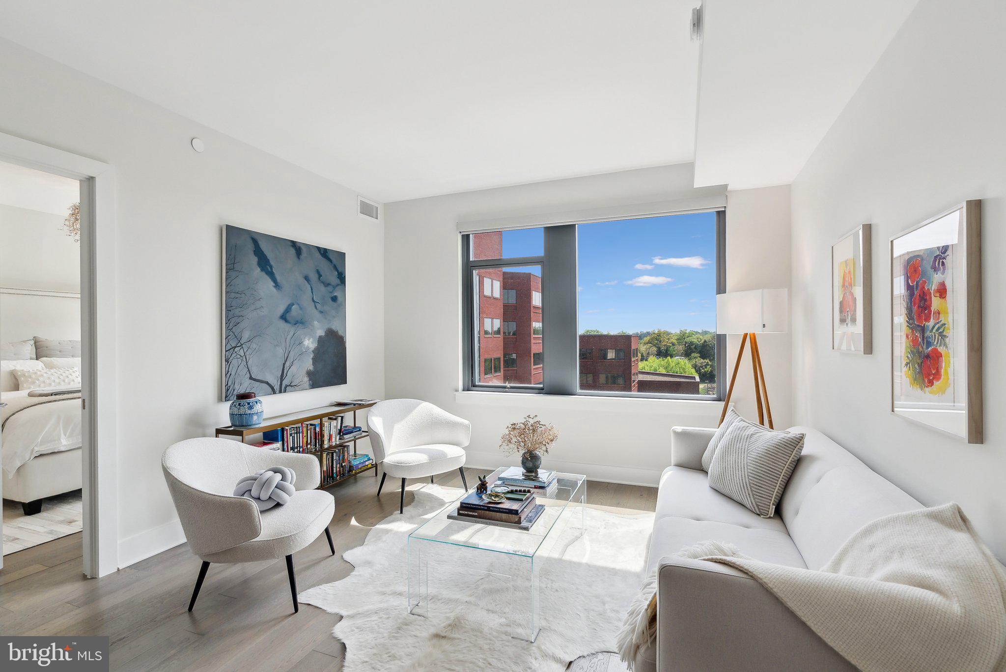 4960 FAIRMONT AVENUE 706