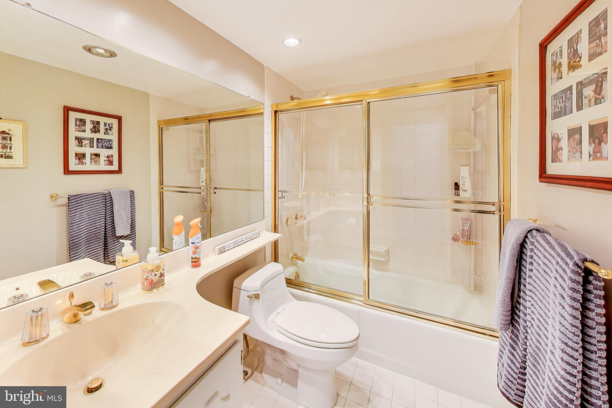 1101 S ARLINGTON RIDGE ROAD 305