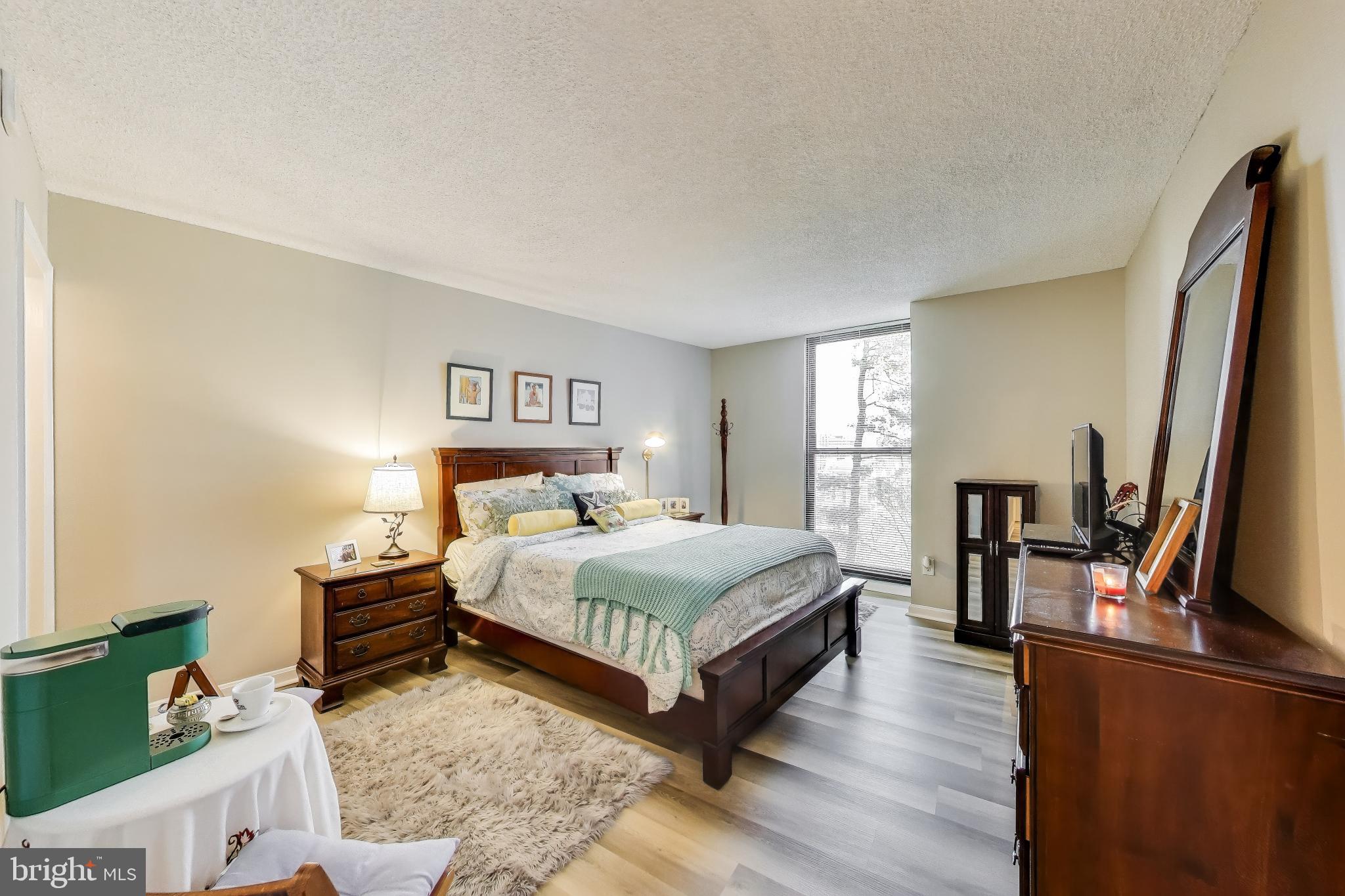 1101 S ARLINGTON RIDGE ROAD 305