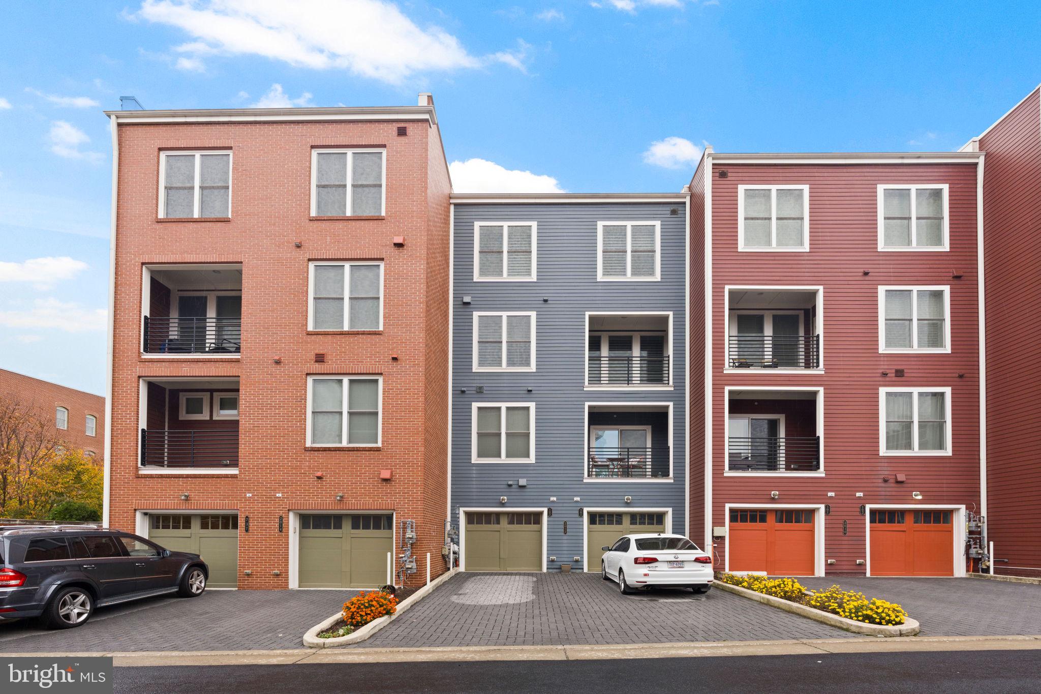 2012 Potomac Ave #102