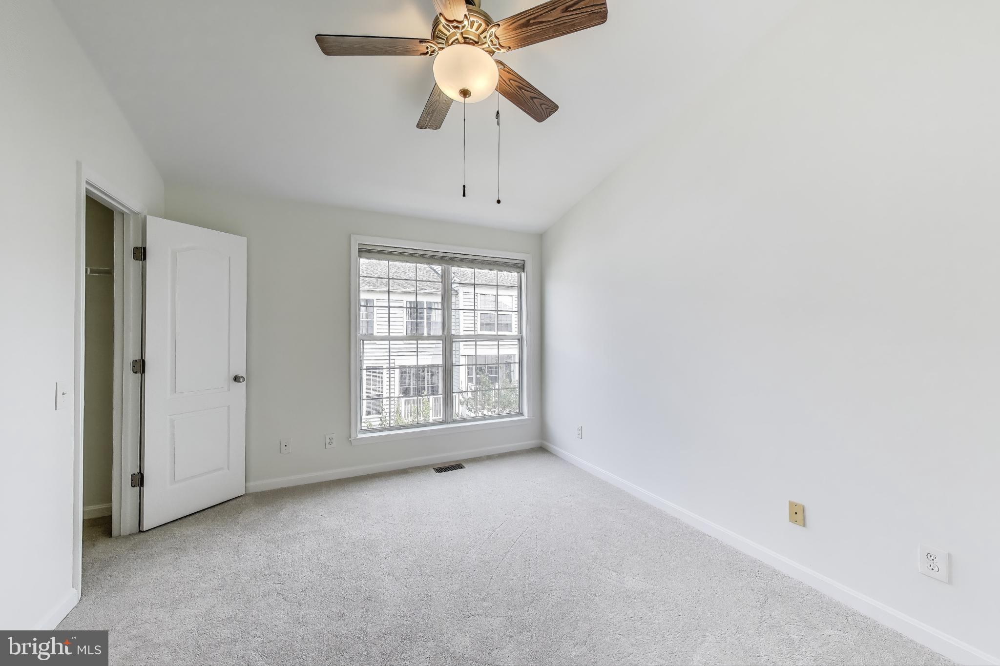 1725 Braddock Pl #304