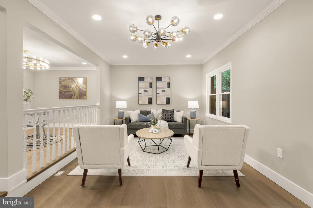 4555 METRO COURT