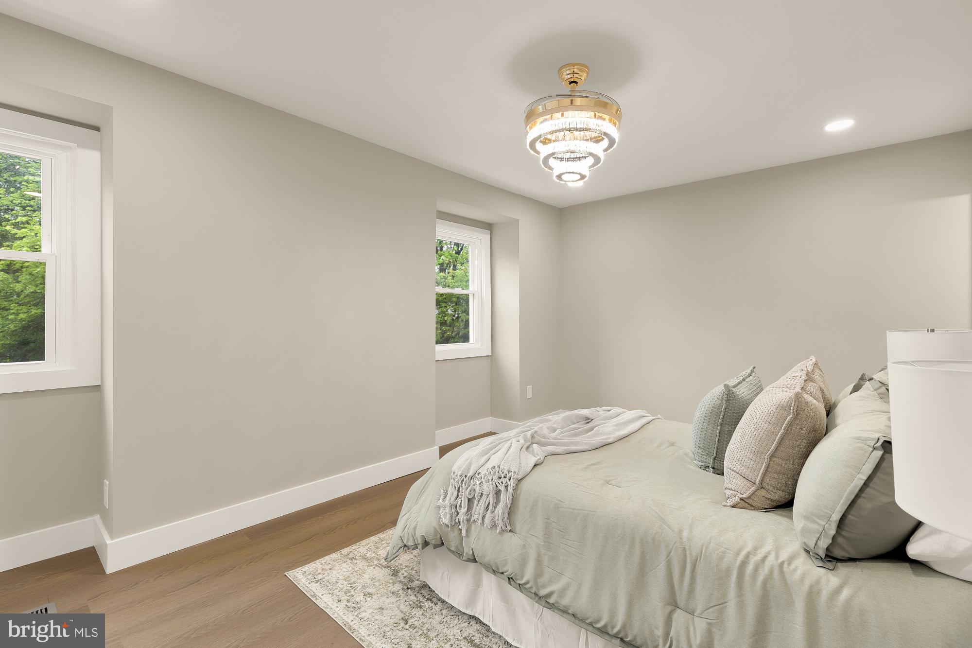 4555 METRO COURT
