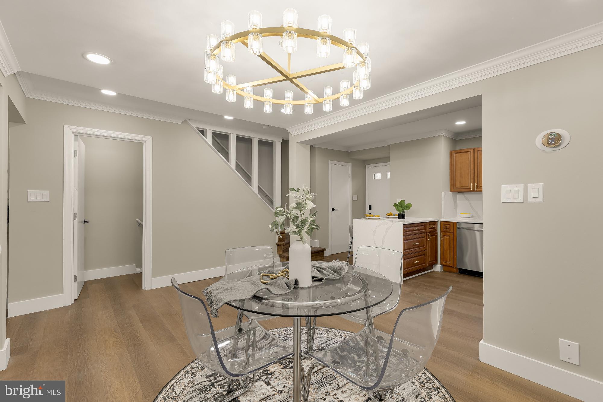 4555 METRO COURT