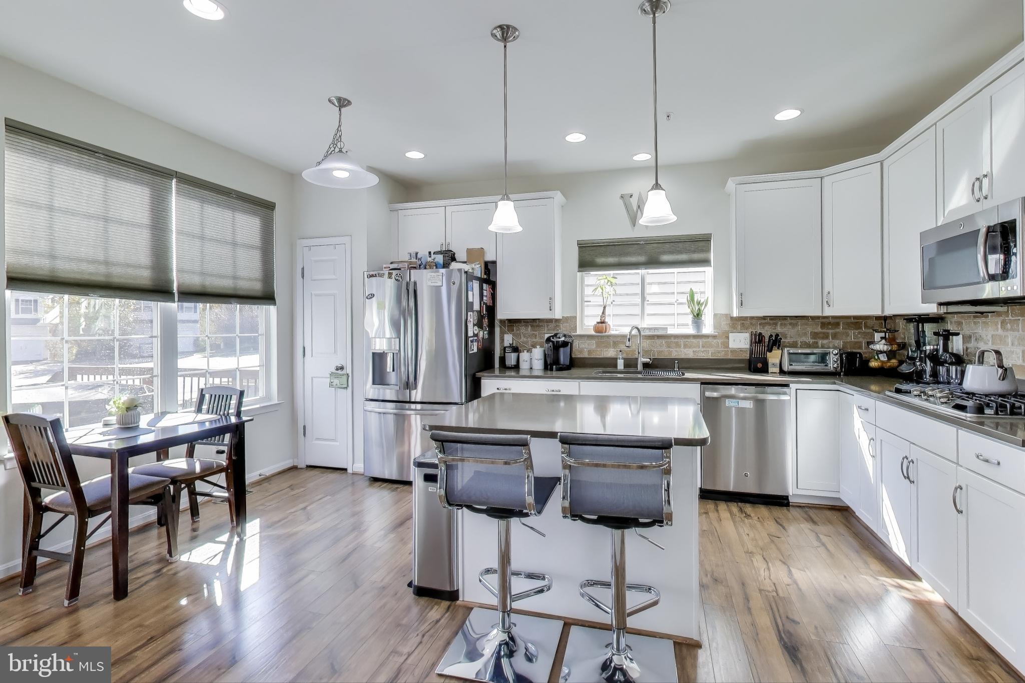 3585 EAGLE RIDGE DRIVE