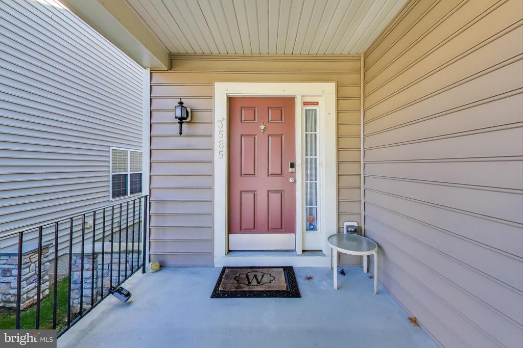 3585 EAGLE RIDGE DRIVE