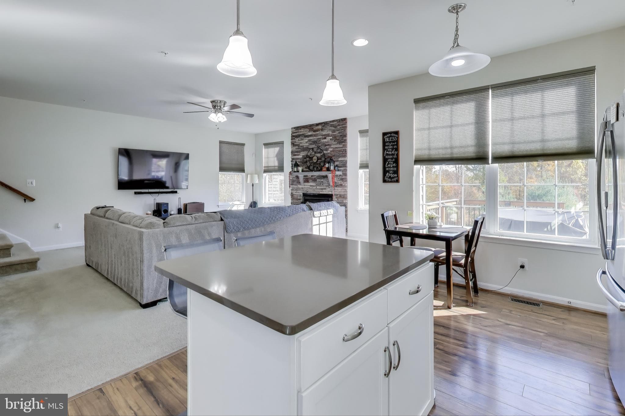 3585 EAGLE RIDGE DRIVE