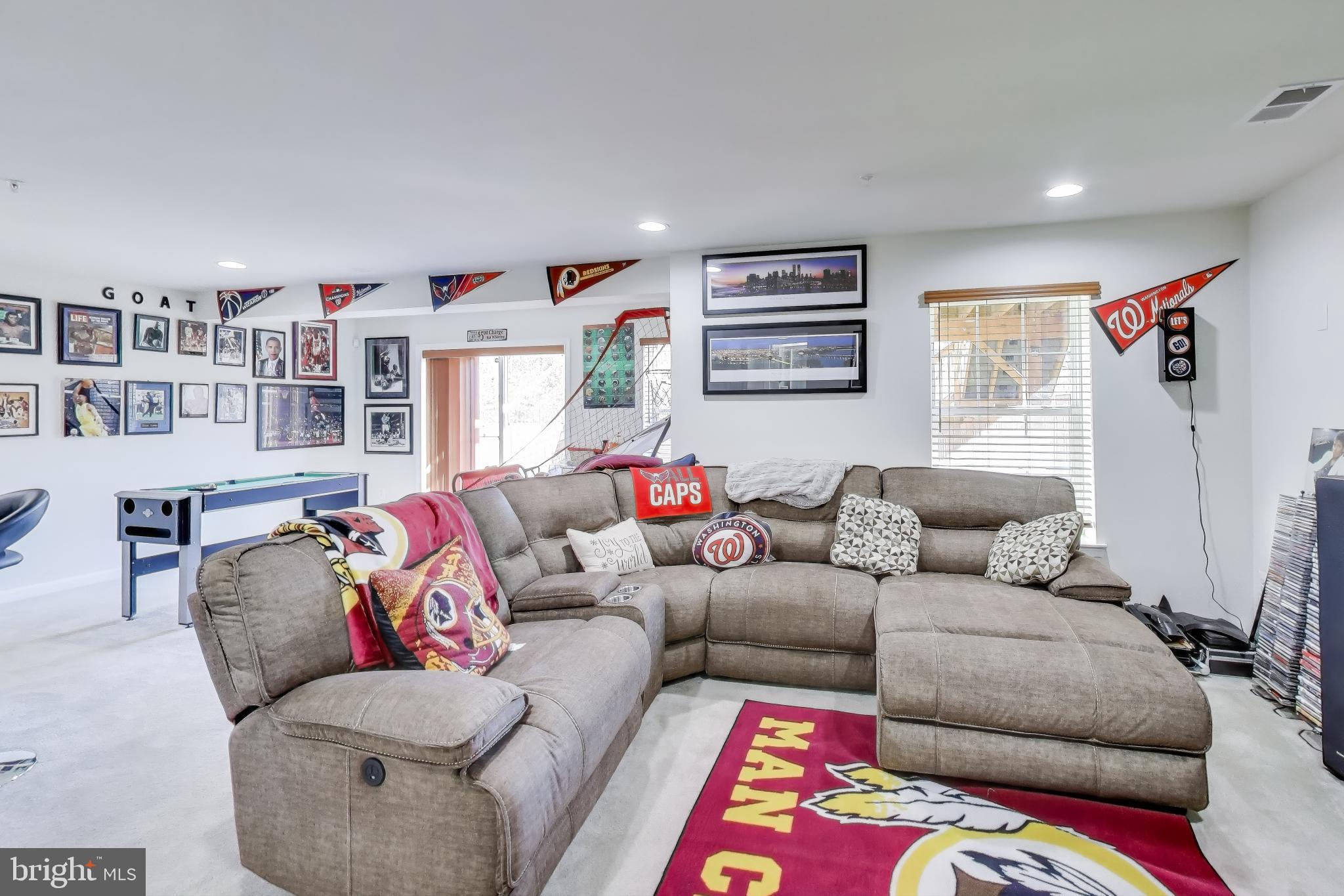 3585 EAGLE RIDGE DRIVE