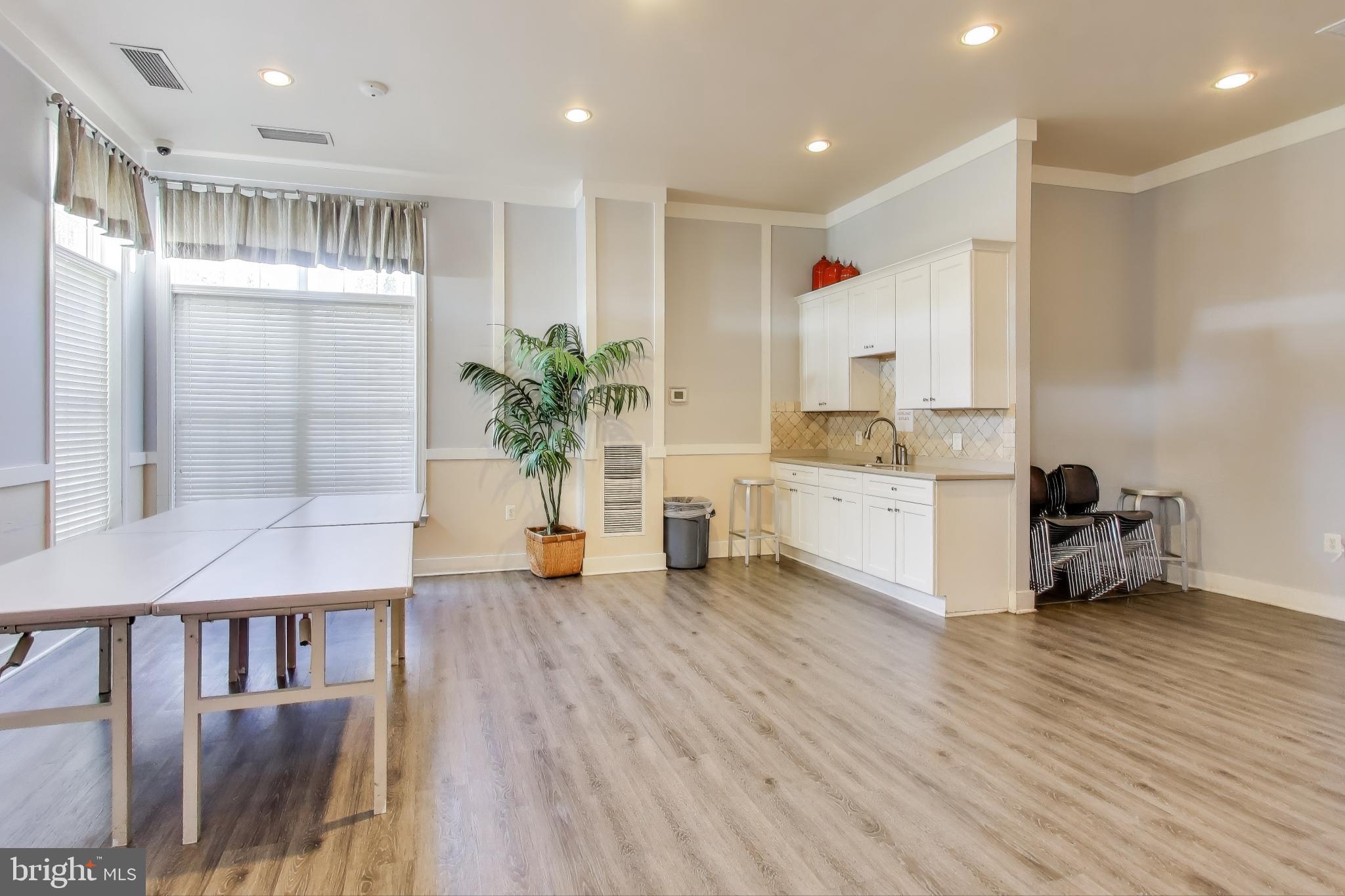 3585 EAGLE RIDGE DRIVE