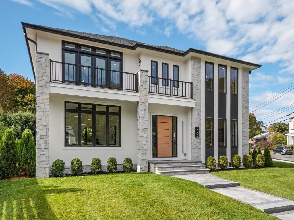 395 Winchester Street