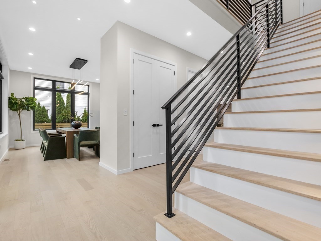 395 Winchester Street