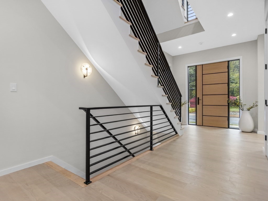 395 Winchester Street