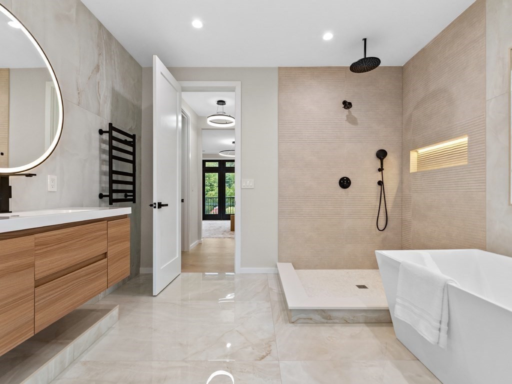 395 Winchester Street