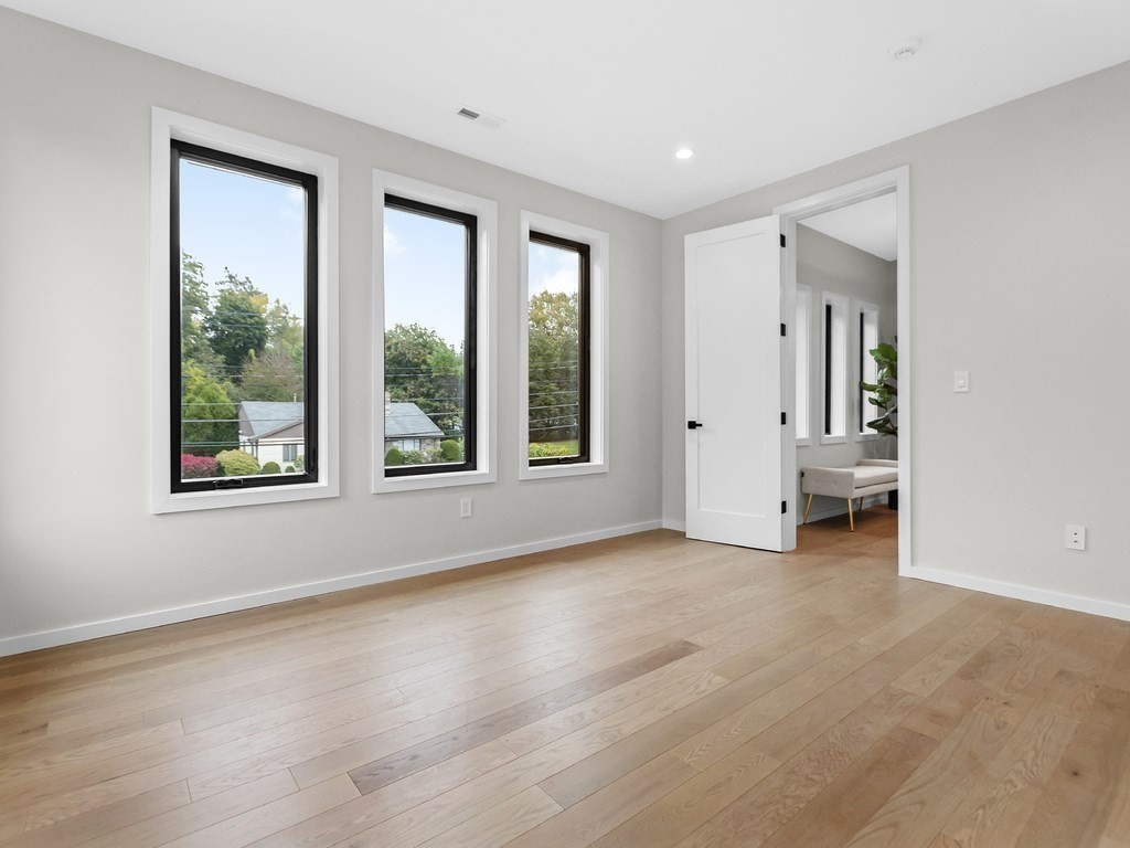 395 Winchester Street