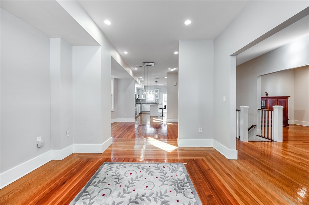 108 Westbourne Ter # 1