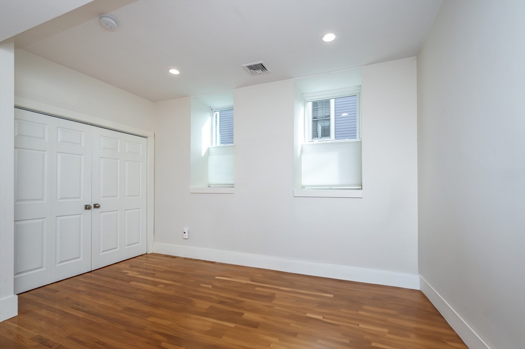 108 Westbourne Ter # 1