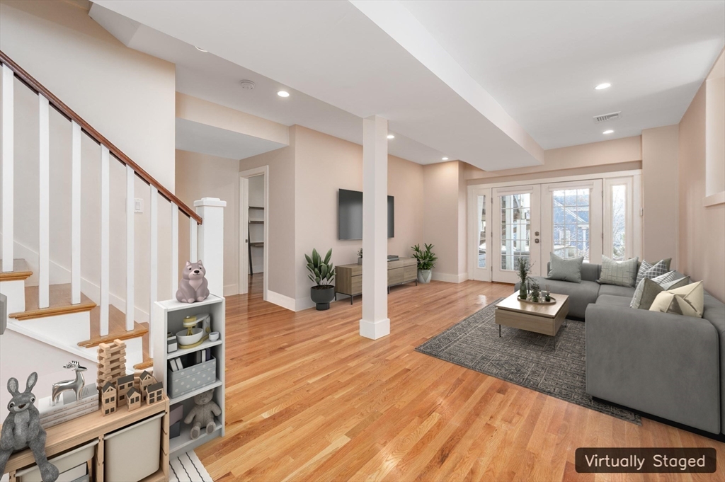 108 Westbourne Ter # 1