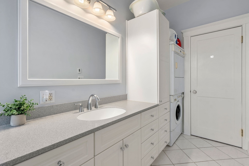 423 Washington Street # 5