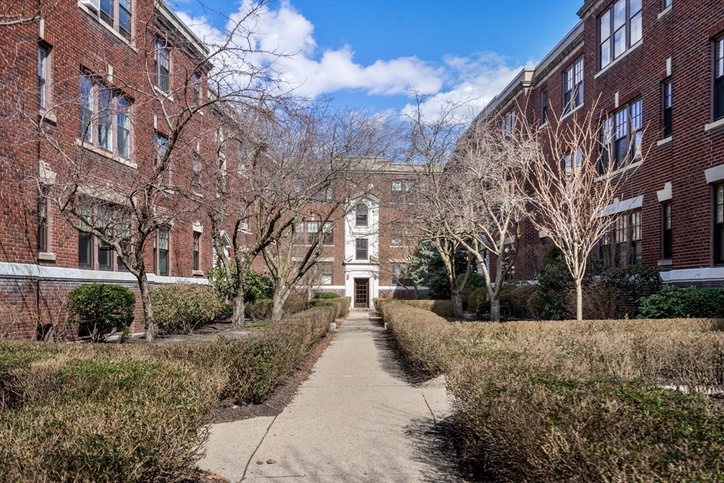 423 Washington Street # 5