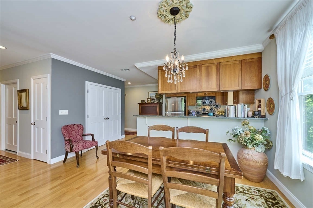 2 Saint Paul St. # 313