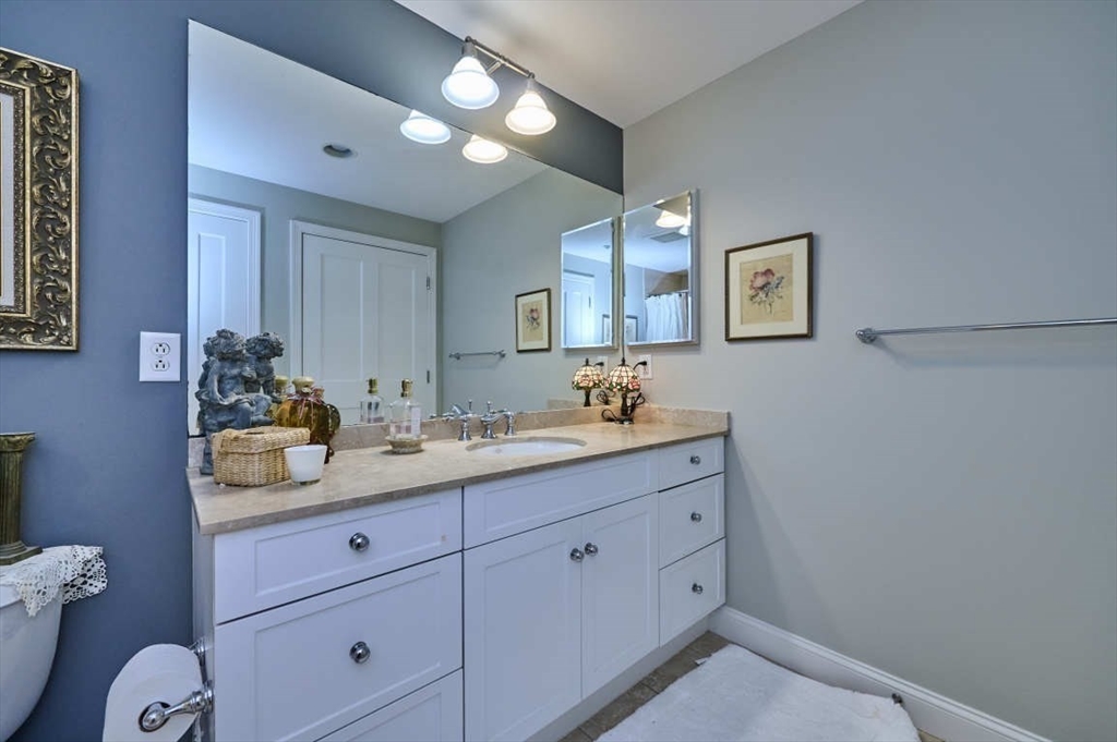 2 Saint Paul St. # 313