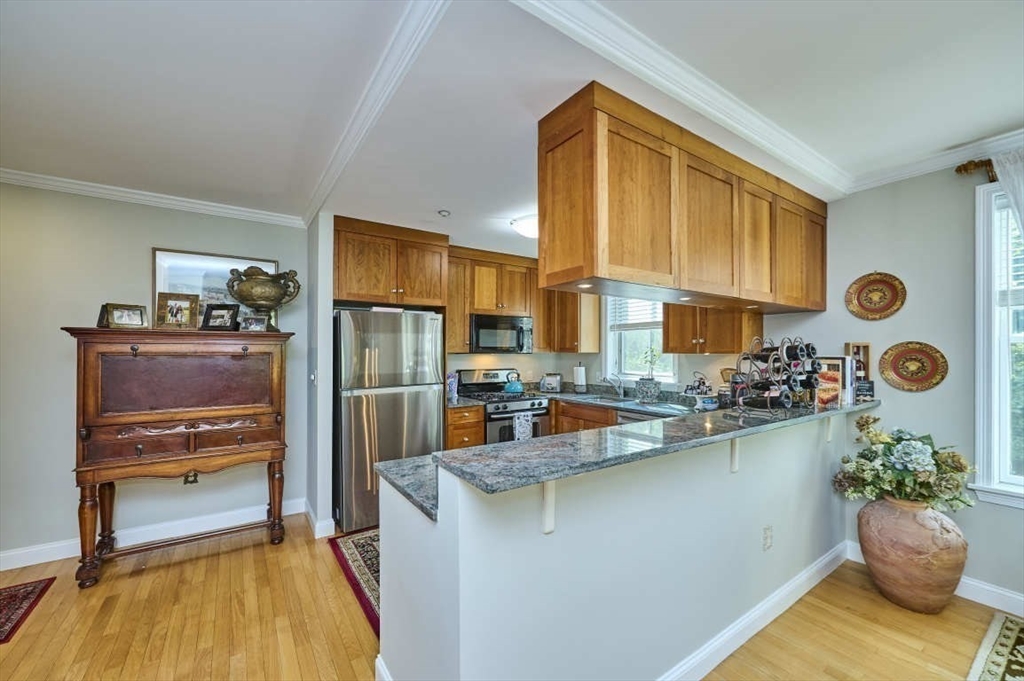 2 Saint Paul St. # 313