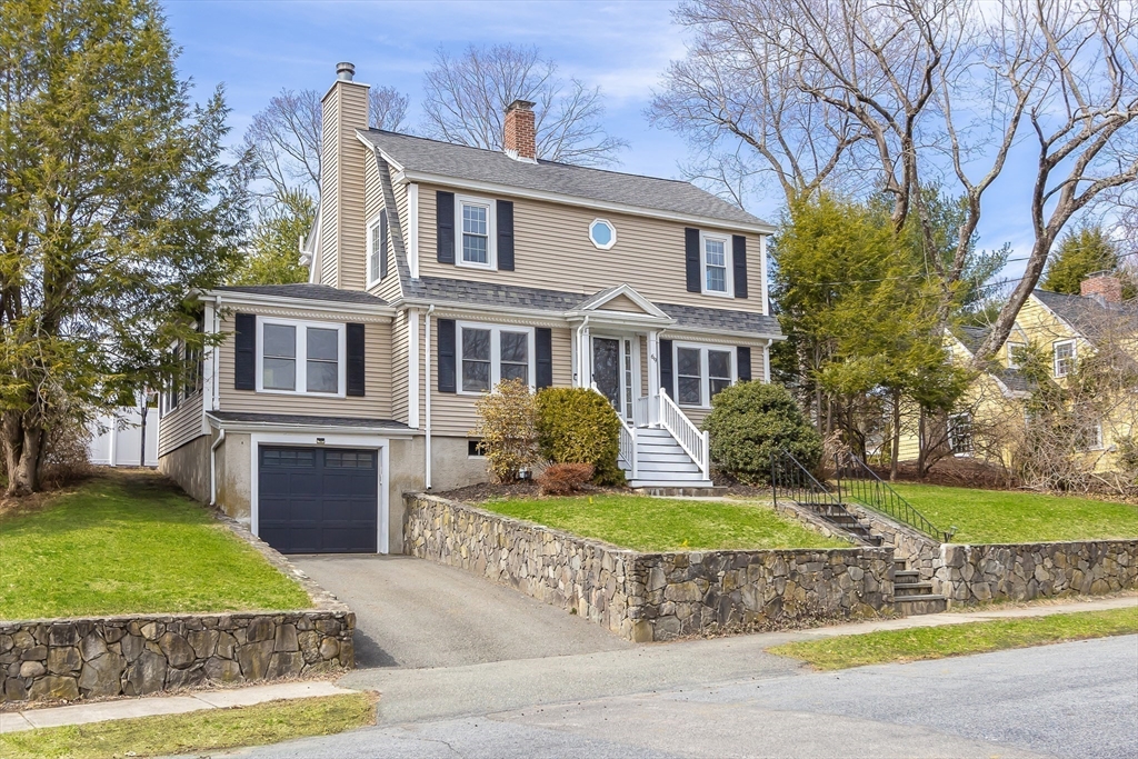 69 Plymouth Rd