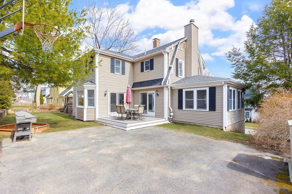 69 Plymouth Rd