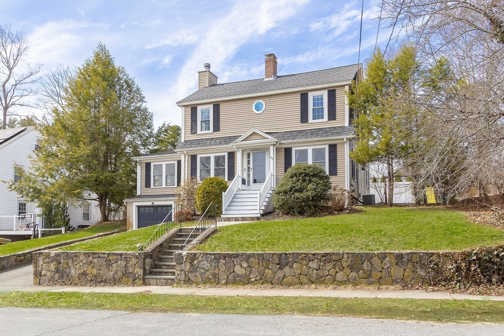 69 Plymouth Rd