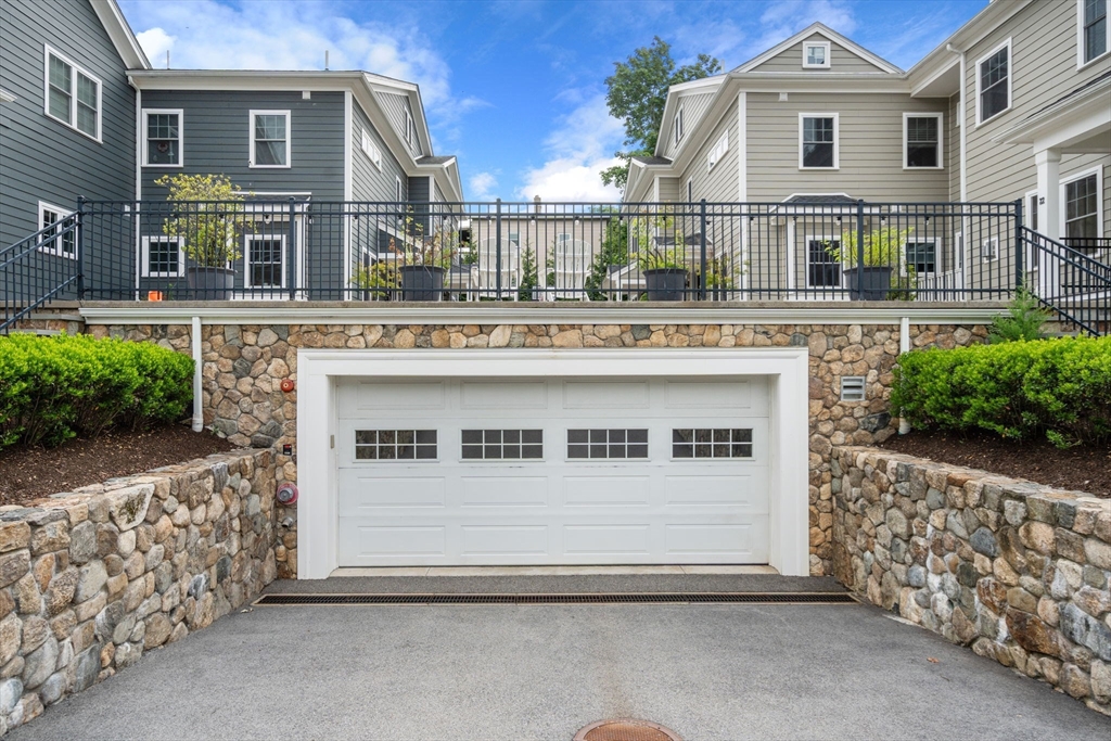 16-26 Dalby Street # 4