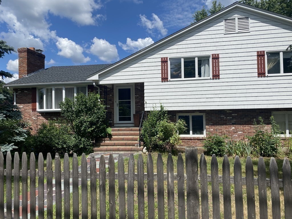 809 Central Ave