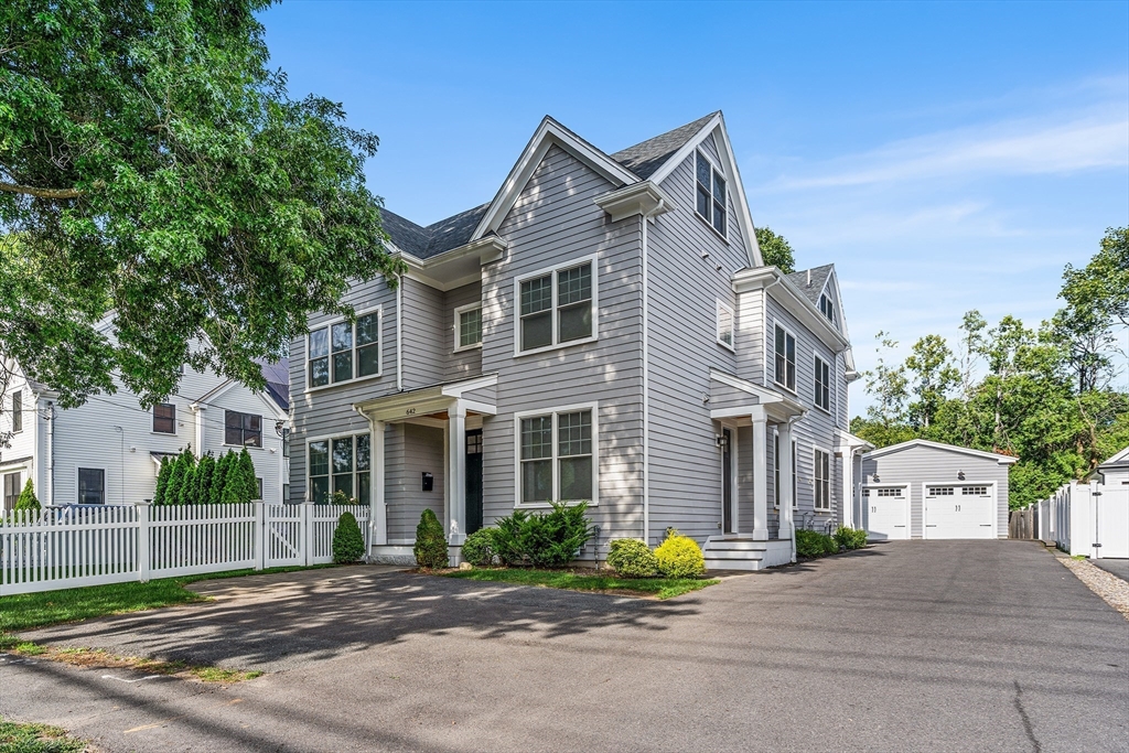 638 Webster St # 638