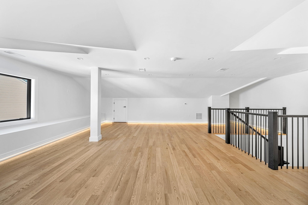 447 Hillside Ave