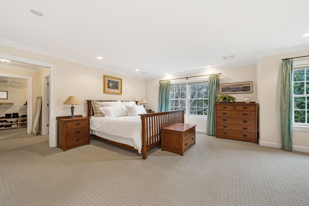 52 Longacre Road