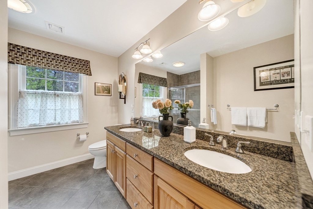 52 Longacre Road