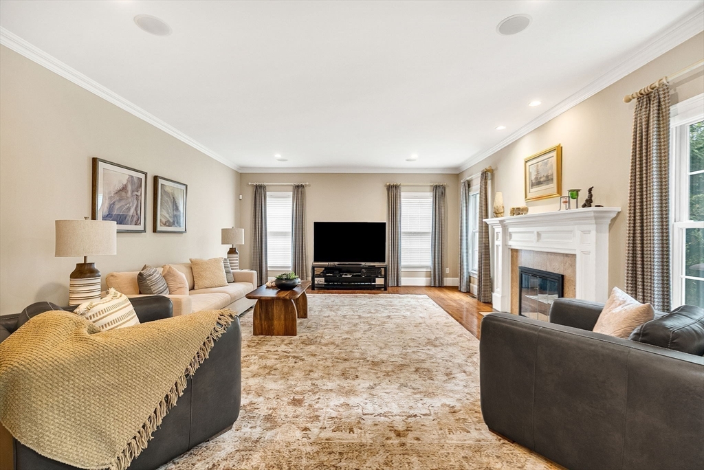 52 Longacre Road