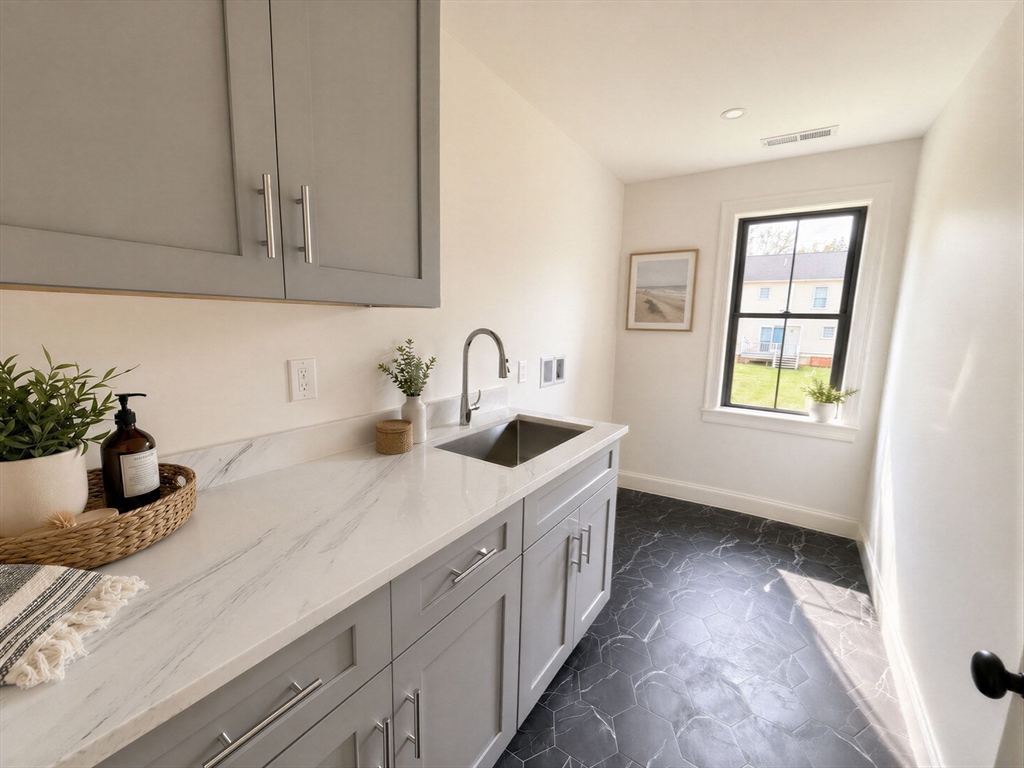35 Stacey Street # 35