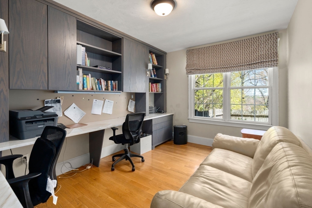 22 Edwardel Rd